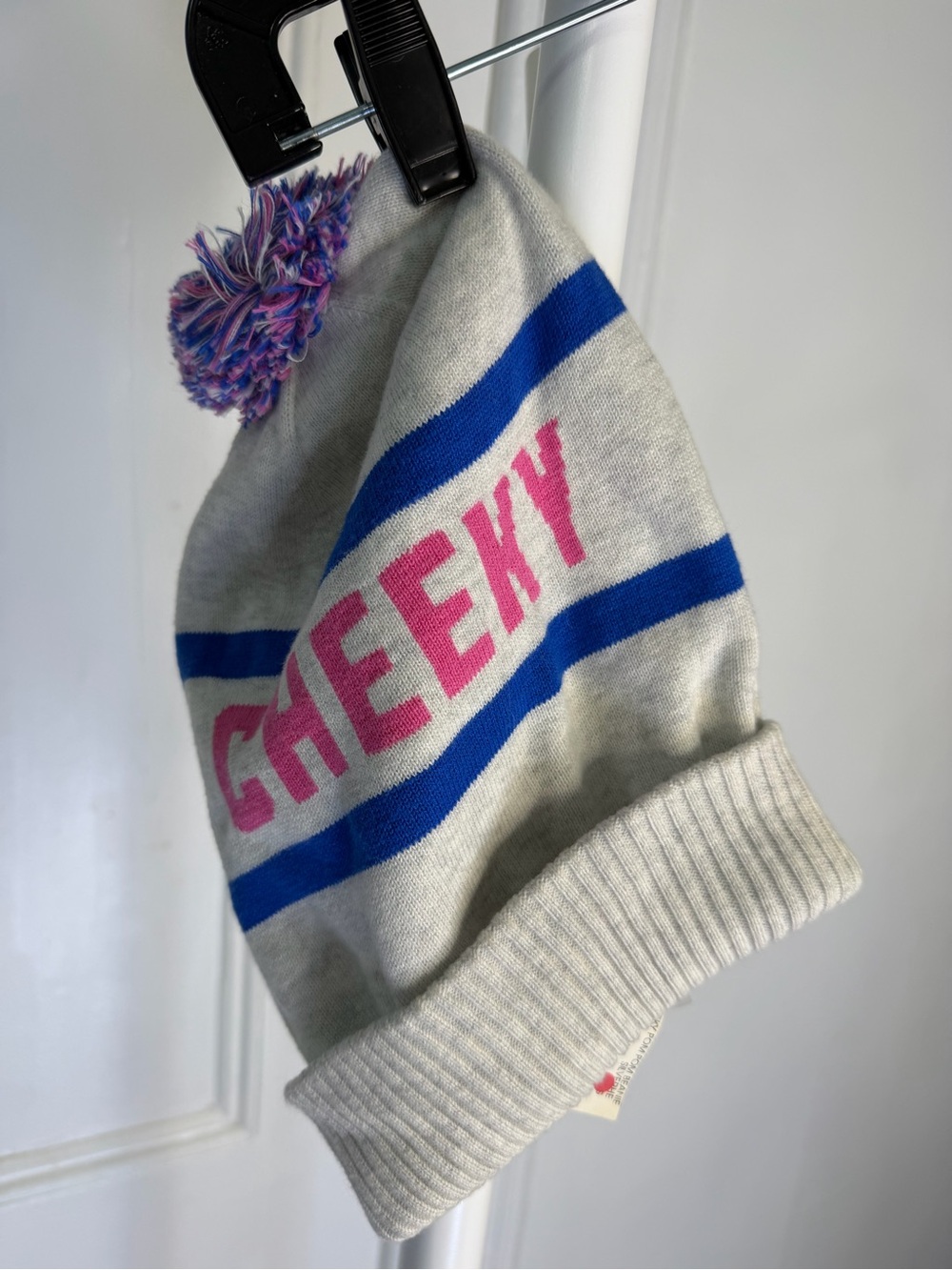 NWT KERRI ROSENTHAL CHEEKY POM POM BEANIE